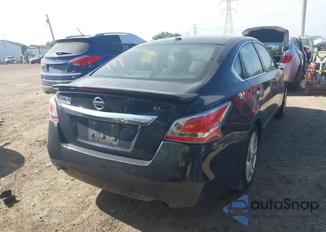 2015 Nissan Altima 2.5 Sl z USA, uszkodzony, nr VIN 1N4AL3AP2FC251009